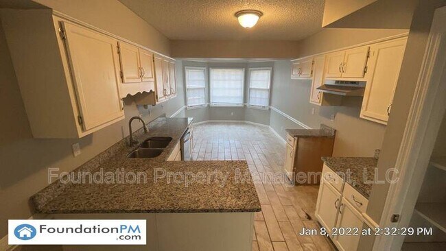 Foto del edificio - 7089 Cobblestone Dr