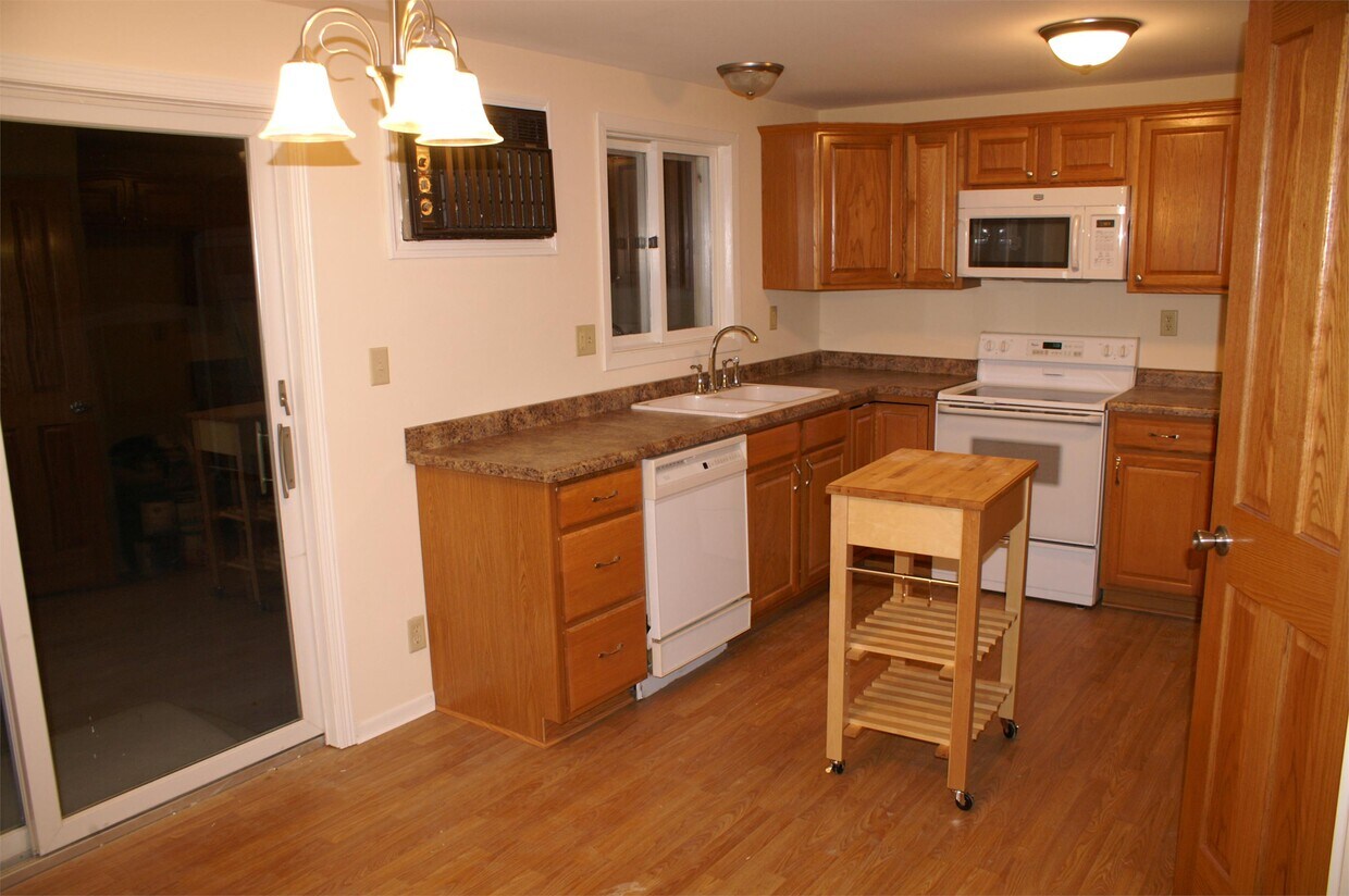 711 Nevada Ave, New Richmond, WI 54017 House Rental in New Richmond