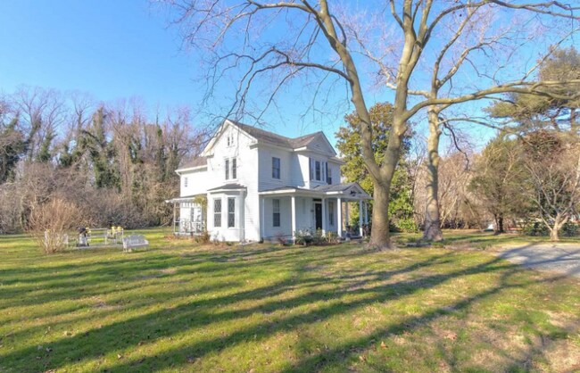 Foto del edificio - 3952 Irvington Rd