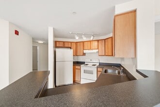 The Centerpoint Apartments photo'