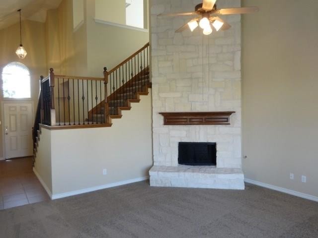 Building Photo - 2303 Sparrow Dr