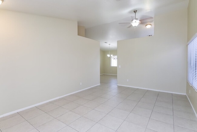 Building Photo - 16048 W Desert Bloom St