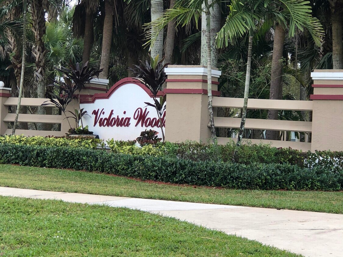 5130 White Oleander, West Palm Beach, FL 33415 Townhome Rentals in