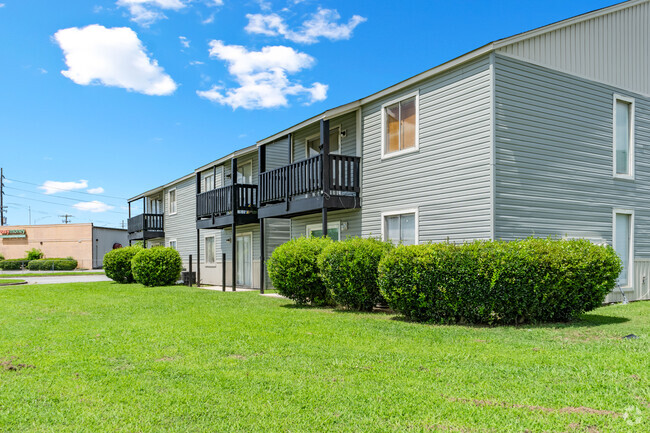 Building Photo - Blossom Wood Apartments