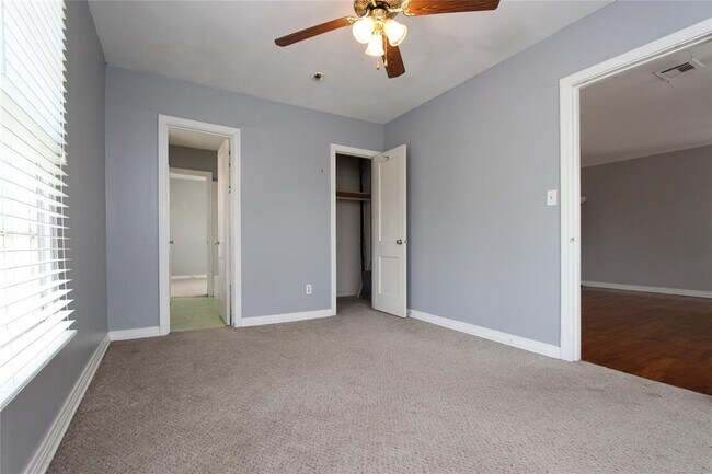 Foto del edificio - 802 NW 15th St