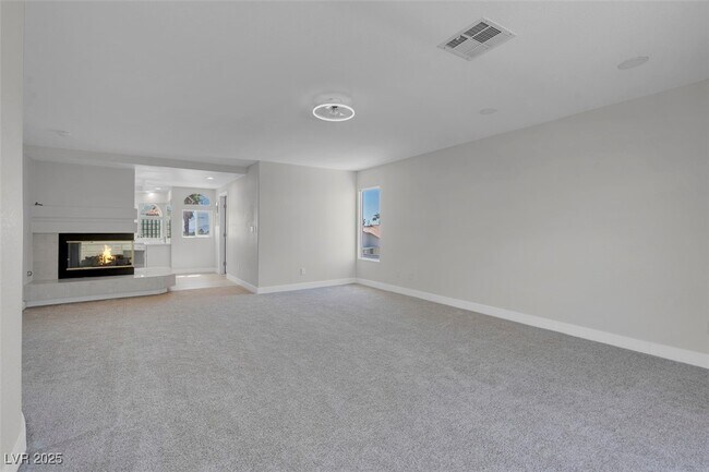 Building Photo - 3604 N Campbell Rd