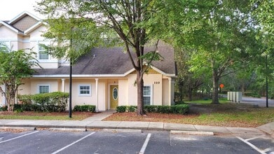 Building Photo - 110 SW 145th Dr