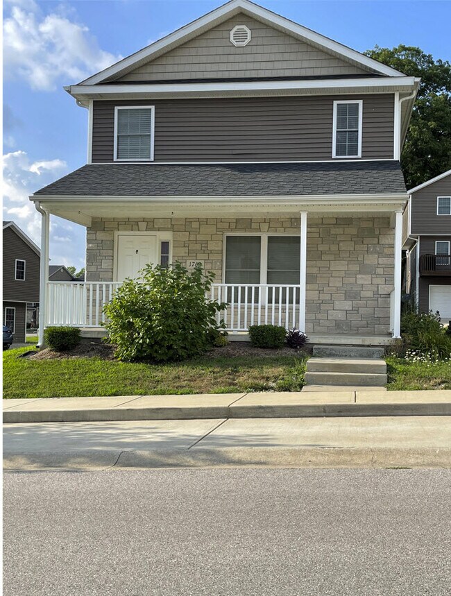 Foto del edificio - 1768 W Countryside Ln