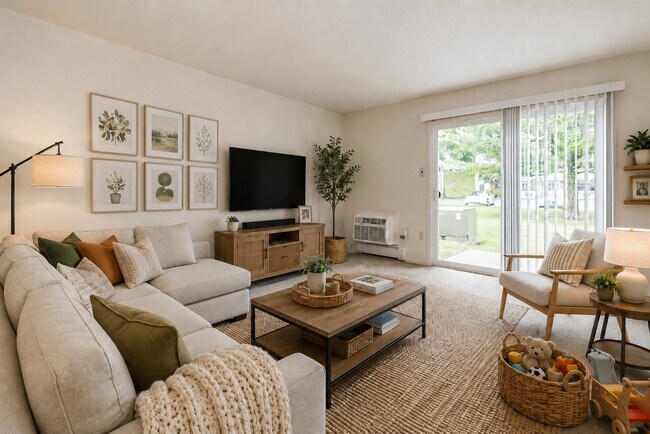 Foto del edificio - Lincoln Park Apartments and Townhomes