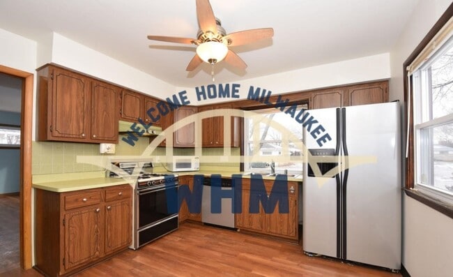 Foto del edificio - 3847 N 93rd St