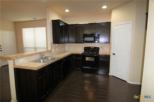 Building Photo - 1137 Brown Rock Dr