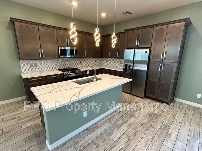 Foto del edificio - 15965 N 74th Ln