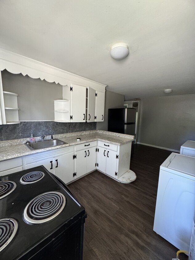 Photo - 3309 Clarence Towery Cir (Hildebran, NC)