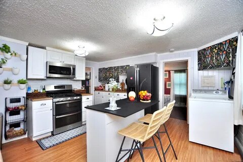 Foto del edificio - 349 Naubuc Ave