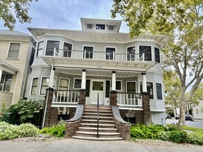 Building Photo - 2231 K St