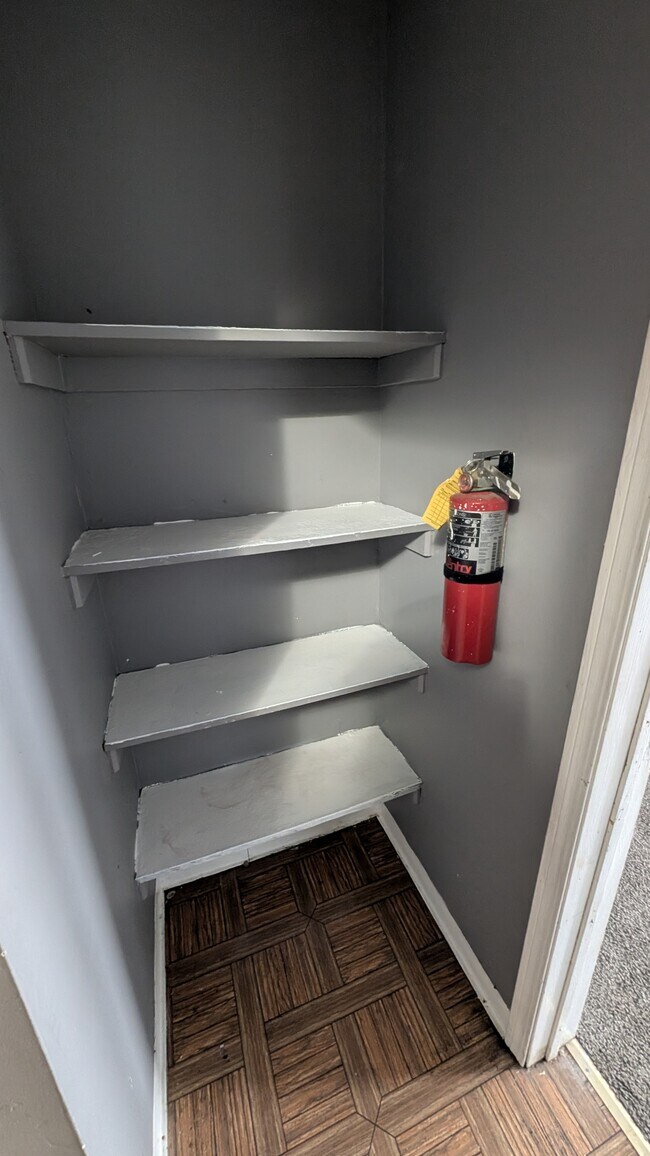 Foto del edificio - Oak Erie Building