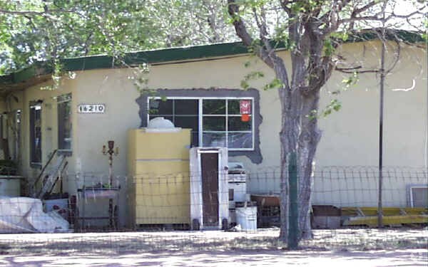 Building Photo - 16210 Olive St