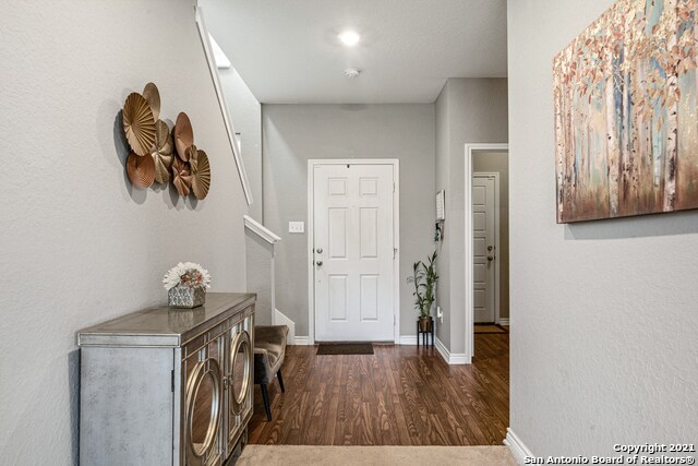 Foto del edificio - 723 Anthem Ln