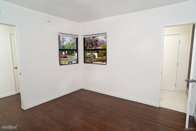 Building Photo - 4 br, 2 bath House - 10011 Sophia Ave