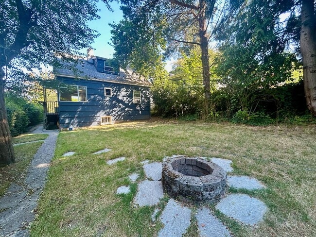 Building Photo - Rainier Beach Home