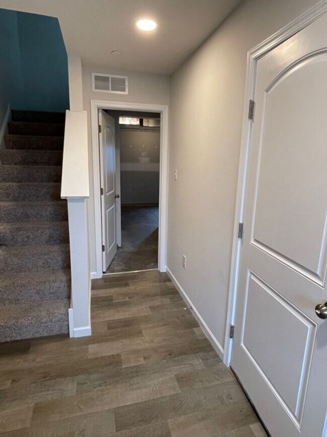 Building Photo - Beautiful New Construction!