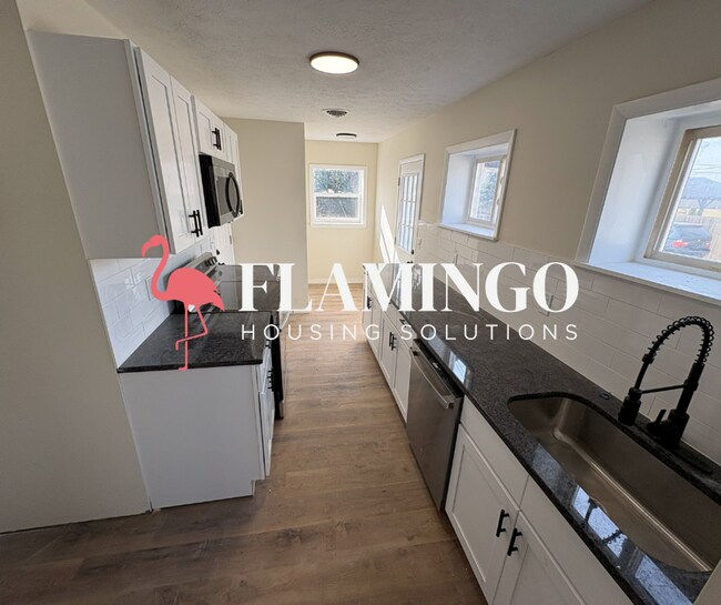 Foto del edificio - 108 Macready Ave