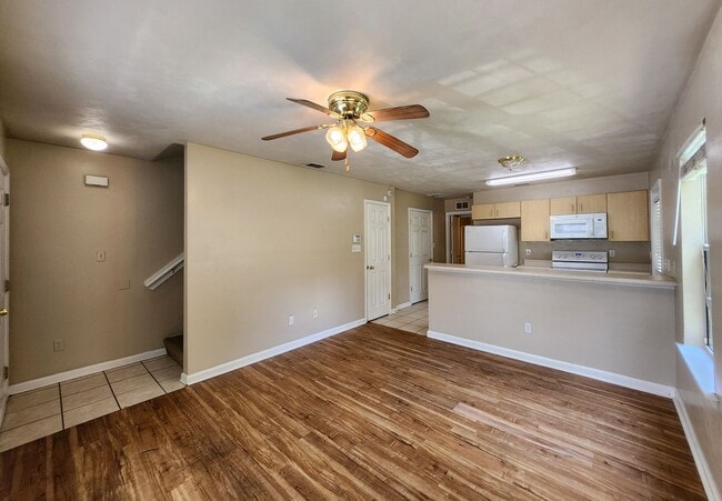Building Photo - 3 bedroom for rent August 7, 2026 for $1695 per month, walking distance to FSU