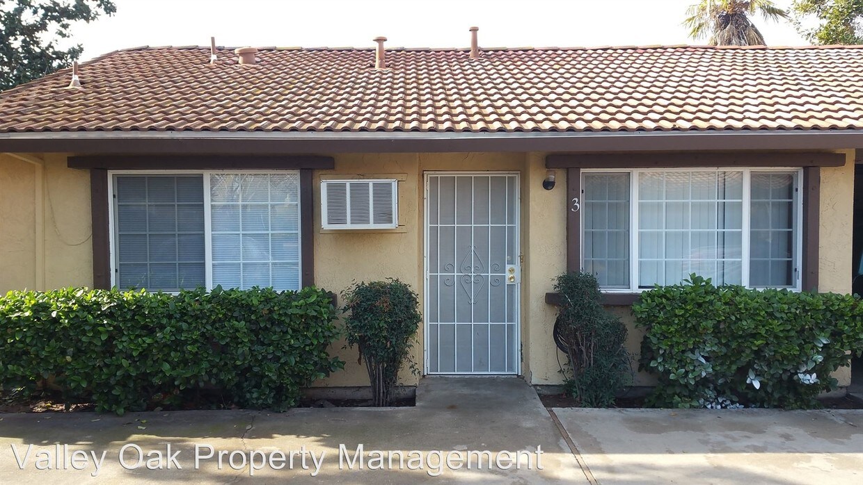 Primary Photo - 3905 Tully Rd
