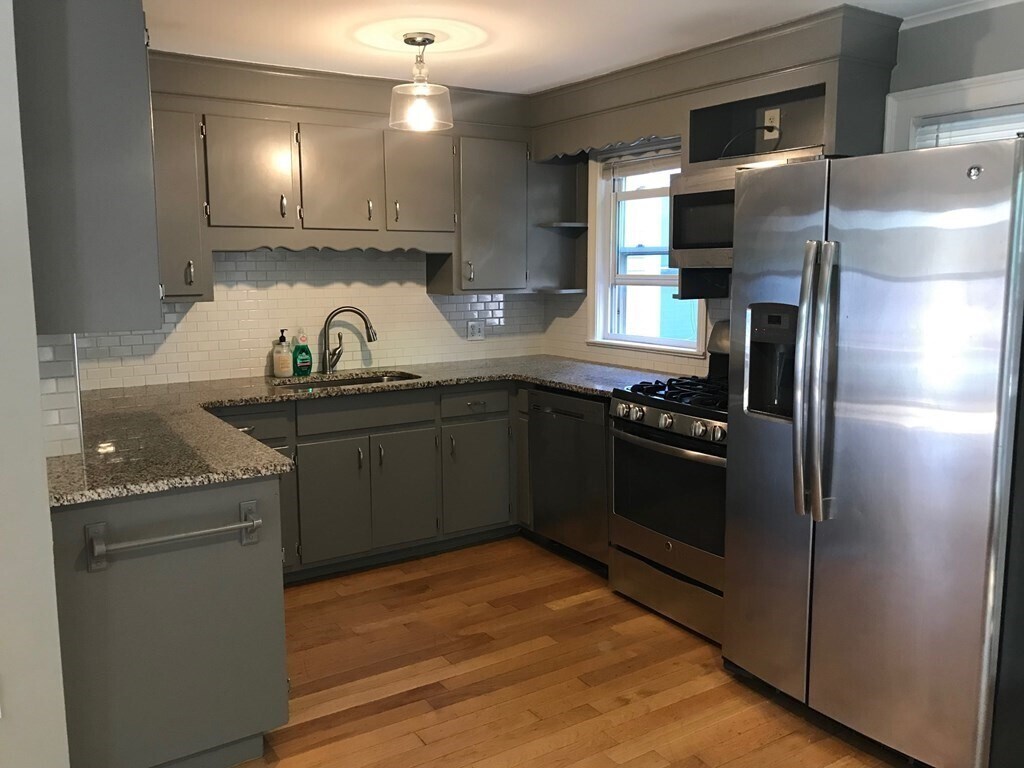 5 Loring St, Boston, MA 02127 Townhome Rentals in Boston MA