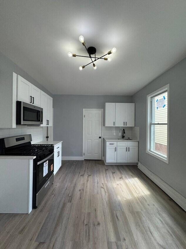 Foto principal - 142 Court St