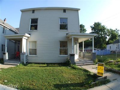 Primary Photo - NE 3 bed townhouse