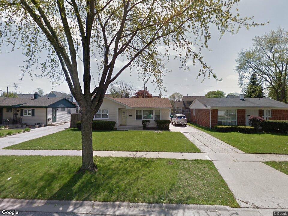 705 S Merle Ln, Wheeling, IL 60090 House Rental in Wheeling, IL