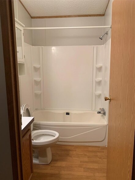 Foto del edificio - 33107 Bear Branch Ln