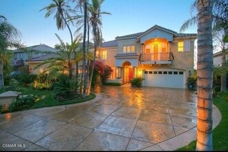 Building Photo - 508 Oak Tree Ct