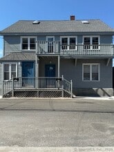 Building Photo - 2142 Fairfield Beach Rd