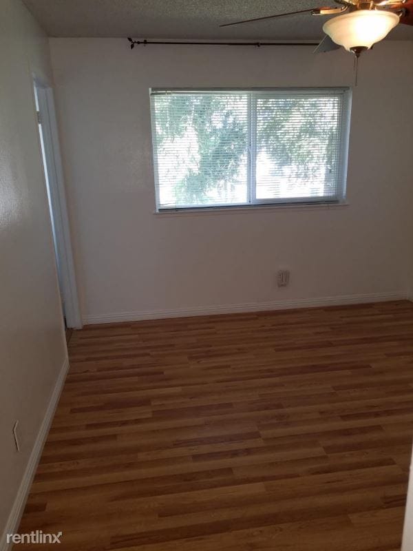 Building Photo - 3 br, 2 bath House - 9970 Redstone Drive