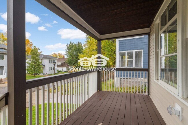 Foto del edificio - 206 Robie St E