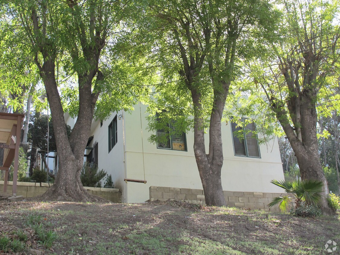 Building Photo - 1251 W Sunset Blvd