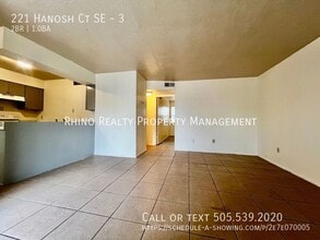 Building Photo - 221 Hanosh Ct SE