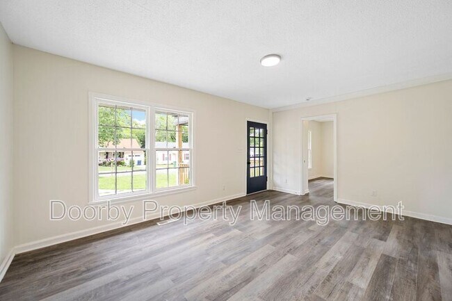 Foto del edificio - 5332 Oakdale Ave