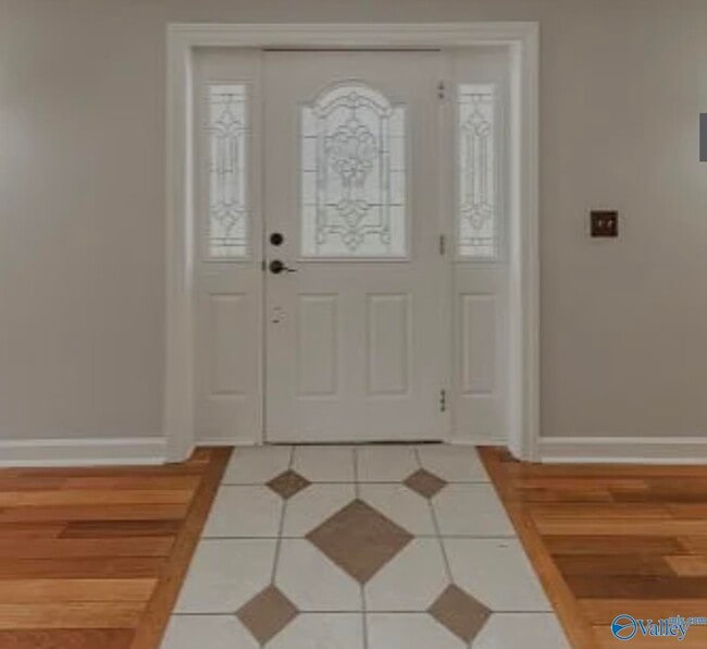 Building Photo - 4217 Hwy 72 E