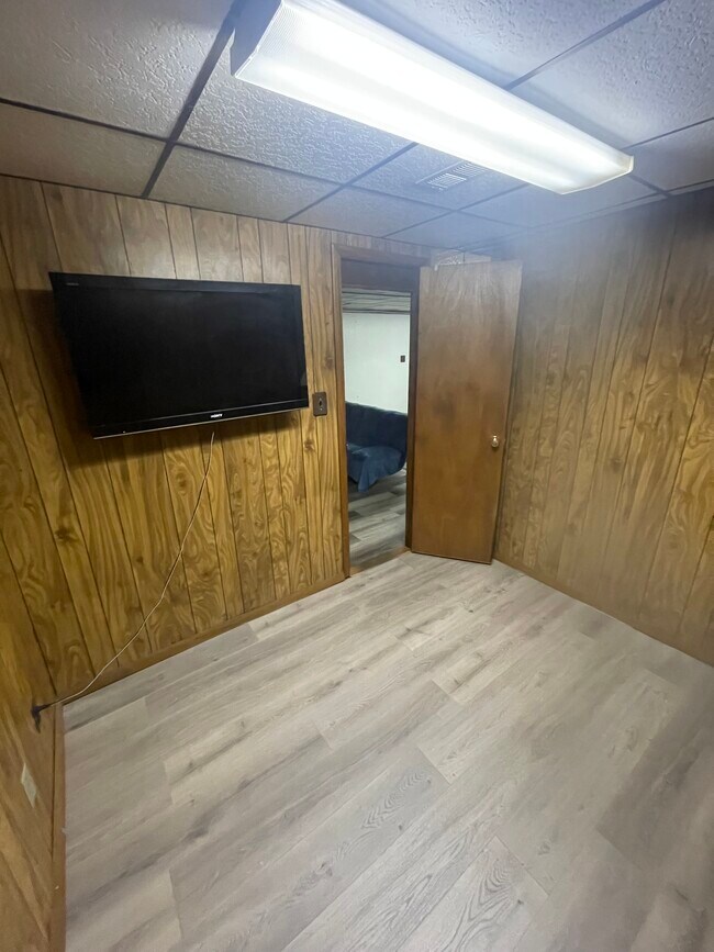 Building Photo - 1416 Lancelot Dr