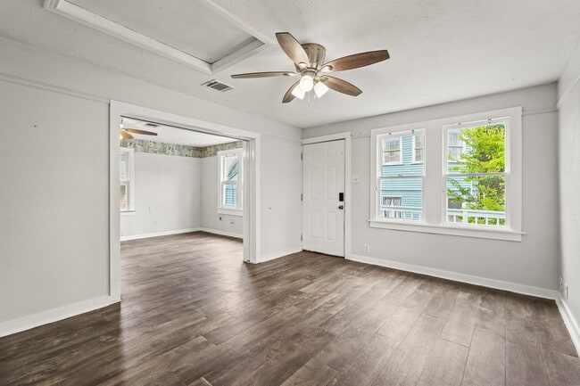 Building Photo - 1415 Church St