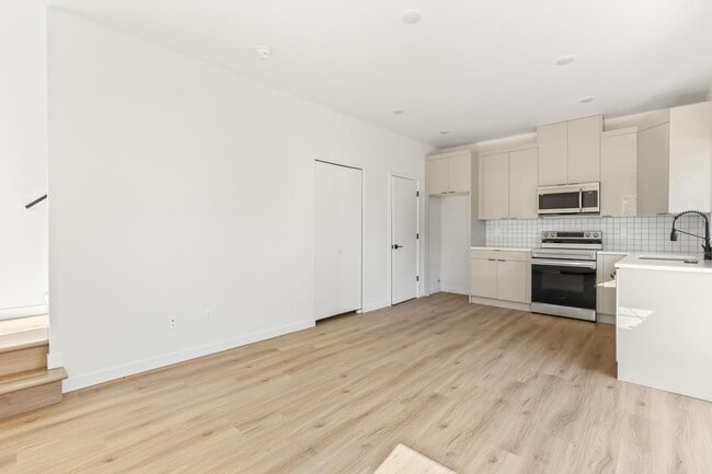 Photo - 787 NE Bryant St Apartment