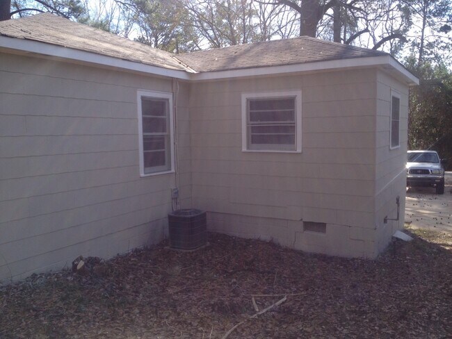Foto del edificio - **UPCOMING**Nice 3 Bedroom / 1 Bathroom Home for Rent in Columbus, GA***