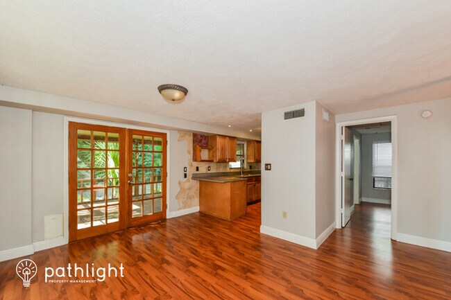 Building Photo - 4038 Olive Avenue, Sarasota, FL, 34231