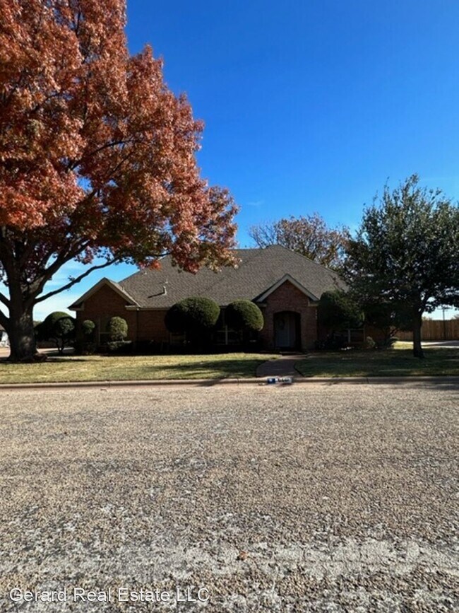Foto del edificio - 3 br, 2 bath House - 6441 BAY HILL DR