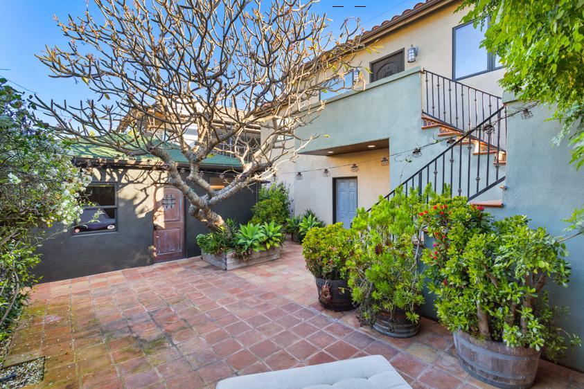 Foto principal - 4182 Irving Pl