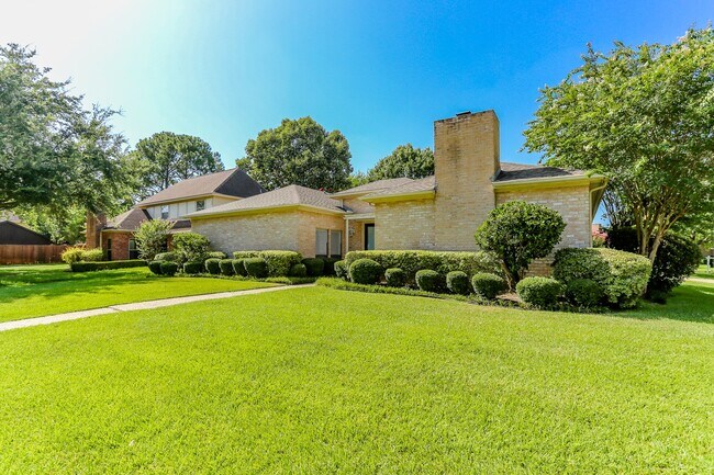 Foto del edificio - 13102 Wickersham Ln