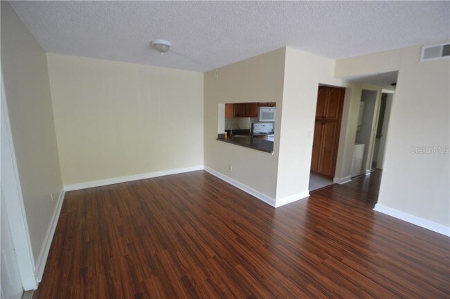Building Photo - 1624 S Pine Ridge Cir